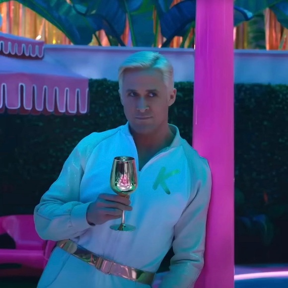 NEW Barbie Wine Glasses - Picture 4 of 6